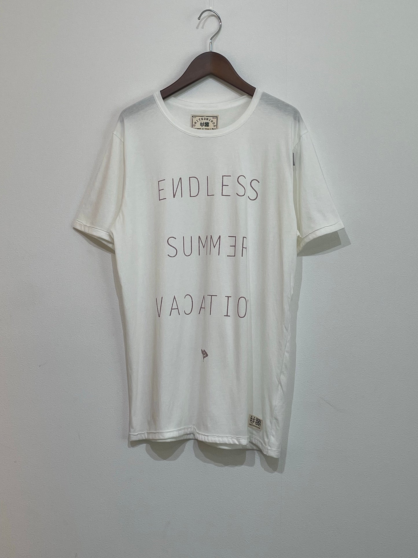 ENDLESS SUMMER VACATION T-SHIRT