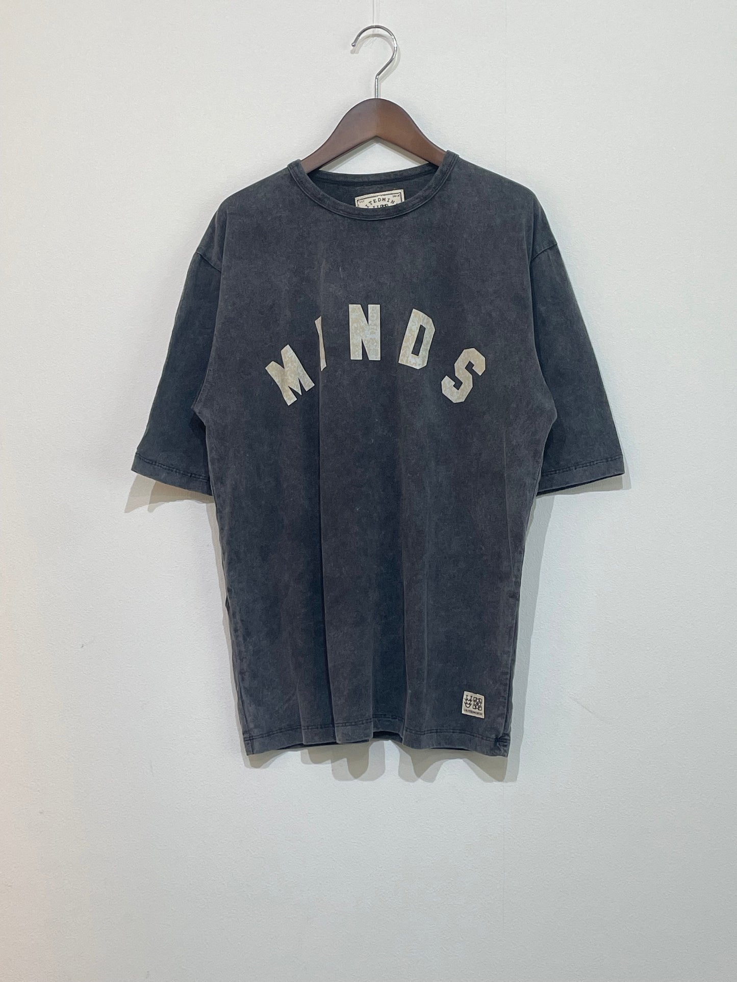 MINDS T-SHIRT