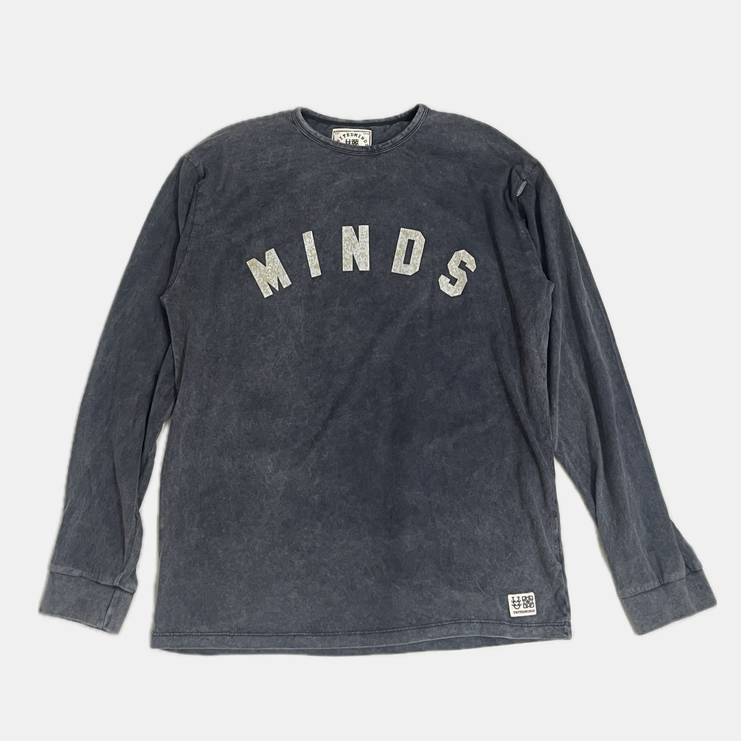 MINDS LONG T-SHIRT